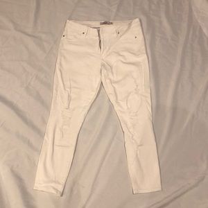 JustFab white cropped distressed jeans
